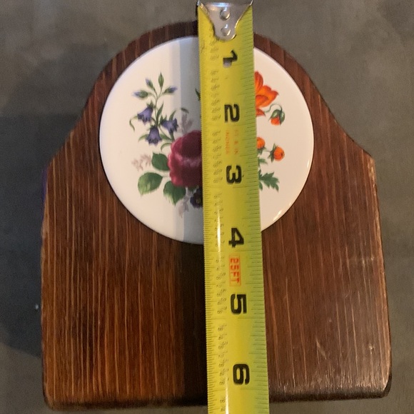 Vintage wooden paper towel holder / bill holder - Picture 10 of 10